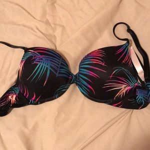 Victoria’s Secret pink bra